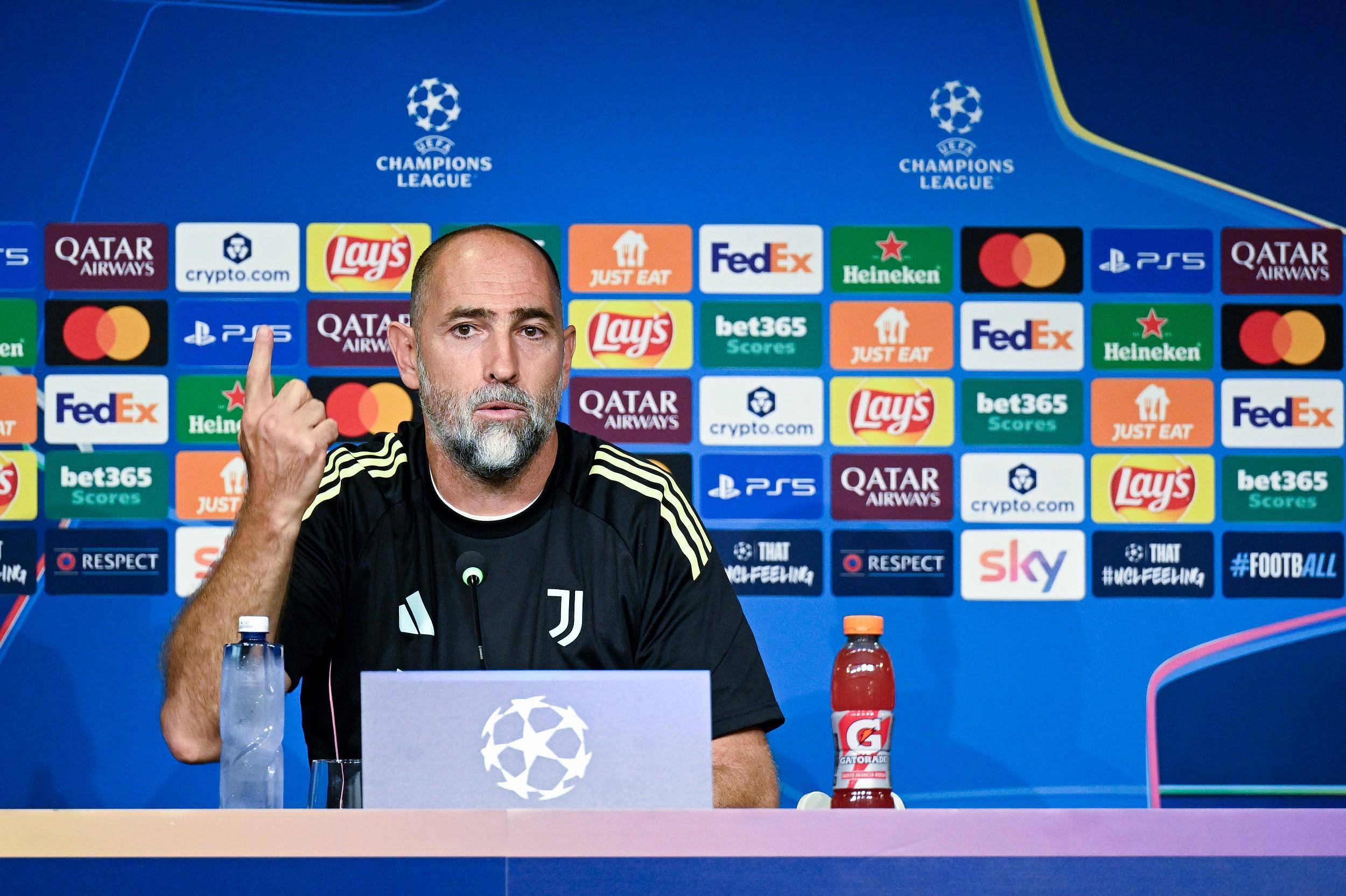 爱游戏登录注册通道包含欧篮联冲刺阶段再迎强敌，AC米兰再遭质疑，主帅态度：态度坚定，团队化学反应显著的词条